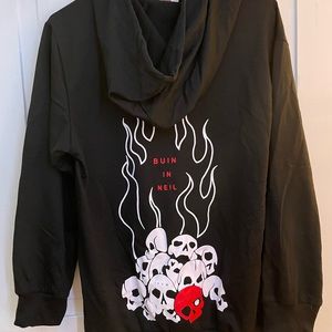 Black graphic sweatshirt with white and red skulls, white fire. emo grunge